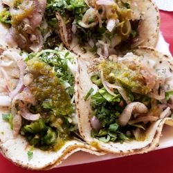 Taquerias El Chino - Tacos de cabeza. This is a must go to place for breakfast tacos in Hermosillo!