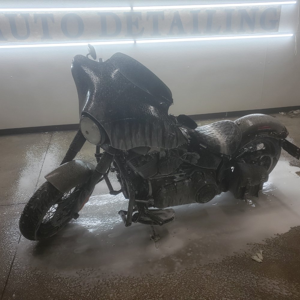 VIP AUTO DETAILING SPA 54 Photos 3082 cedar crest, Dubuque, Iowa