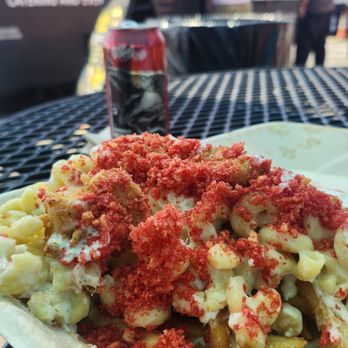 The Mac Box - Flaming Chicken Mac Fries - Food Trucks Near Me - Modesto, California