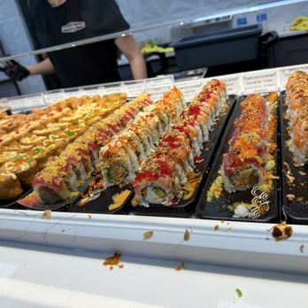 FOB Poke Bar - Wide selection of sushi - Sushi Bars Near Me - Tukwila, Washington