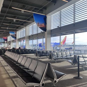 Long Beach Airport - LGB - Airports Near Me - Long Beach, California