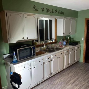 John's Home Remodeling & Construction - 1970's cabinets AFTER - General Contractors Near Me - Chicago, Illinois