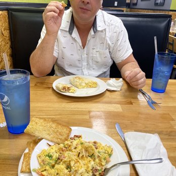 El Jefe's Cafe Tostada - Breakfast bowl and burritos - Cafes Near Me - Tampa, Florida El Jefe's Cafe Tostada - Breakfast bowl and burritos - Cafes Near Me - Tampa, Florida
