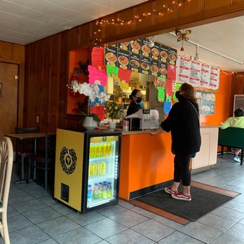 Raliberto's Taco Shop - a woman ordering food - Mexican Near Me - Eureka, California Raliberto's Taco Shop - a woman ordering food - Mexican Near Me - Eureka, California
