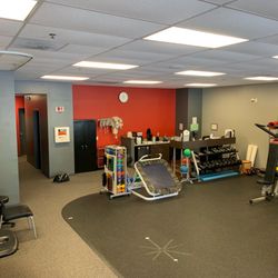 STAR Physical Therapy - Clinic Interior