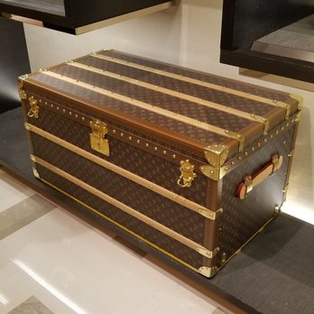 Louis Vuitton - Luggage Near Me - Paris, 75 Louis Vuitton - Luggage Near Me - Paris, 75