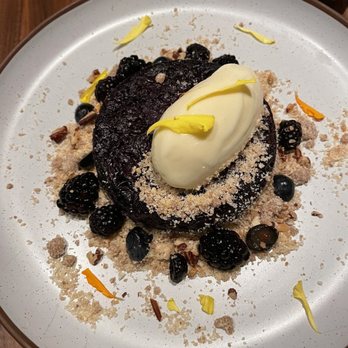 Daisies - Blueberry Brown Sugar Cake - Pasta Shops Near Me - Chicago, Illinois