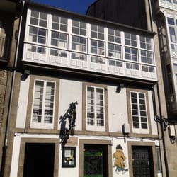 Pub Momo - Fachada