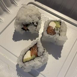 Sample from our to go order looks mediocre at best. Sample from our to go order looks mediocre at best.