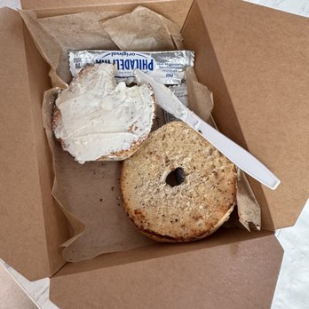 Blue Palm Mission Beach - Everything bagel - Coffee & Tea Near Me - San Diego, California Blue Palm Mission Beach - Everything bagel - Coffee & Tea Near Me - San Diego, California