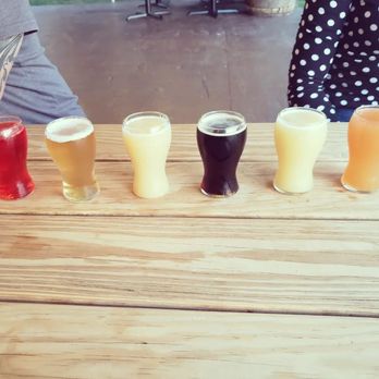 Brick Farm Tavern - Cocktail Bars Near Me - Hopewell, New Jersey