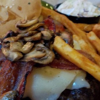 Cracker's Bar & Grill - Seafood Near Me - Crystal River, Florida Cracker's Bar & Grill - Seafood Near Me - Crystal River, Florida