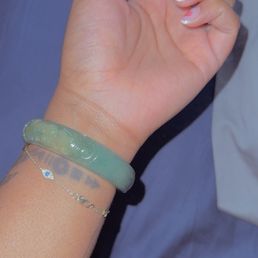 Carved jade bangle