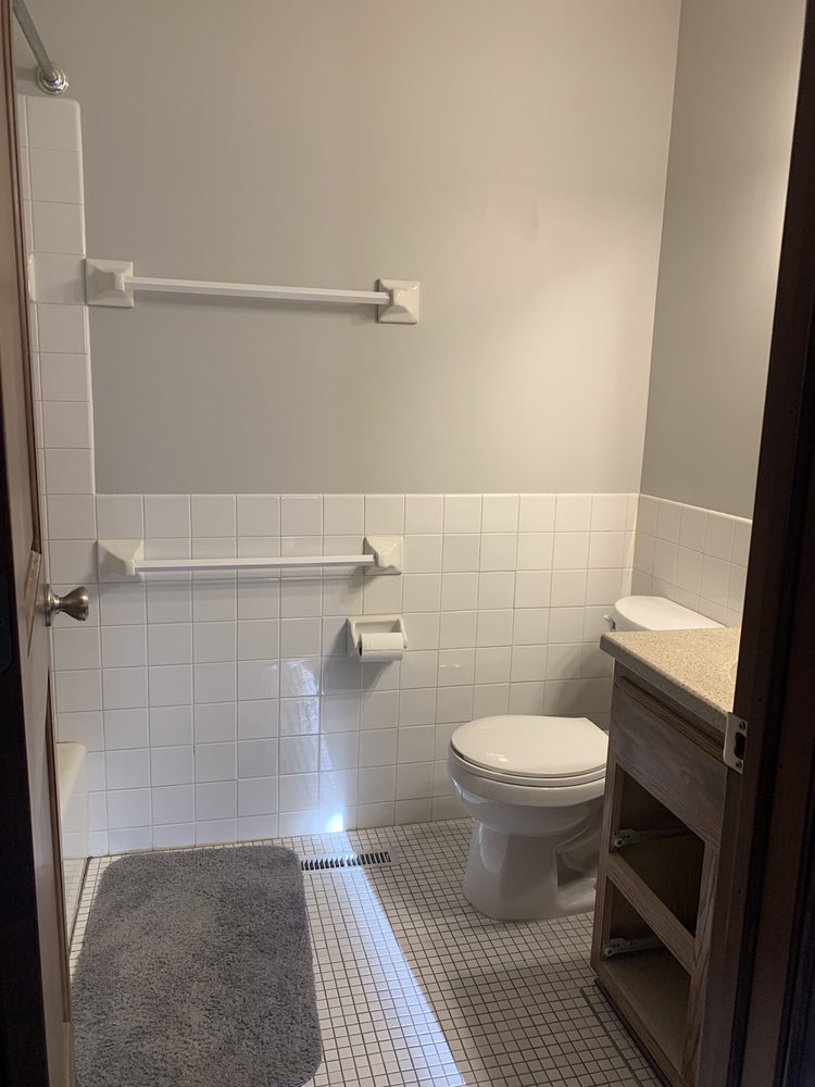 Slide of Five Star Bath Solutions - Minneapolis