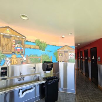 The Boiling Crab - Hand washing area and restrooms. 7/2/2026 - Cajun/Creole Near Me - Tustin, California The Boiling Crab - Hand washing area and restrooms. 7/2/2026 - Cajun/Creole Near Me - Tustin, California