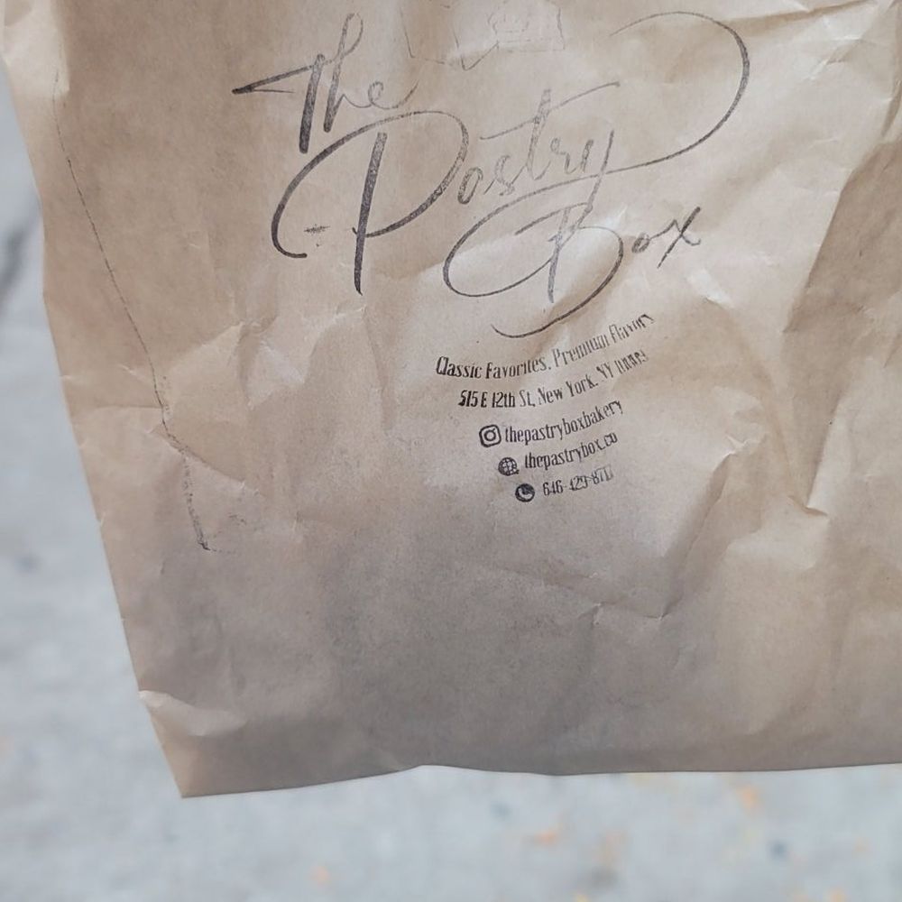 The Pastry Box - I secured the cookies - Bakeries Near Me - New York, New York