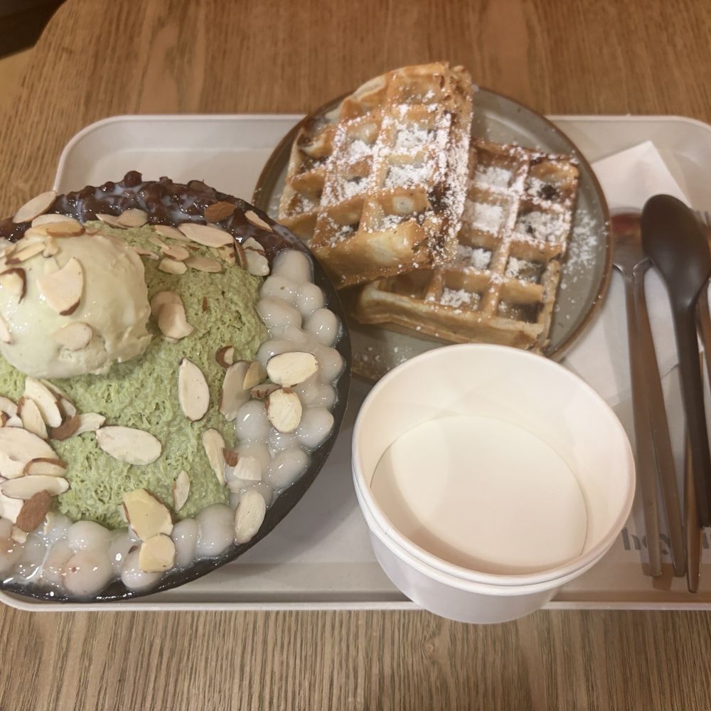 Heybings - Matcha Romance Bingsoo and Nutella Mochi Waffle - Desserts Near Me - Costa Mesa, California Heybings - Matcha Romance Bingsoo and Nutella Mochi Waffle - Desserts Near Me - Costa Mesa, California