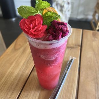 Nightingale - Pitaya Smoothie - Breakfast & Brunch Near Me - Huntington Beach, California
