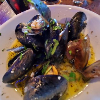Merlins Rest Pub - Bowl of mussels - Burgers Near Me - Minneapolis, Minnesota