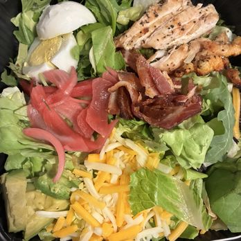 Eureka! - The Cobb Salad with that DRY ASS TINY PORTION OF CHICKEN. Looks nothing like the picture advertised online! - American Near Me - Clovis, California