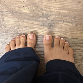 Nail Near Me - Gel pedicure French tip - Nail Salons Near Me - Elk Grove, California