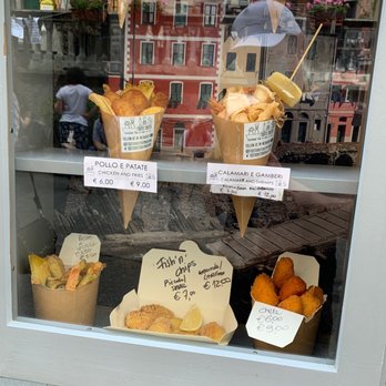 Tutti Fritti - How much is that fishy in the window? - Friterie Near Me - Riomaggiore, SP