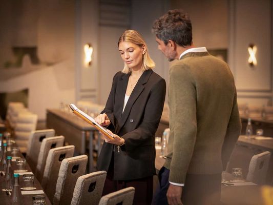 Fairmont Chicago, Millennium Park by null