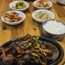 Kimchi Korean Restaurant - Dwe Ji Bulgogi