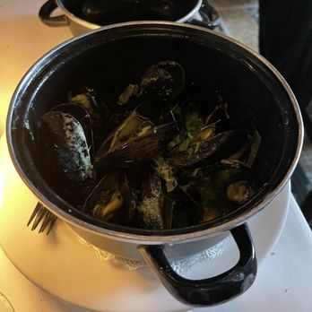 Mon Ami Gabi - Mussels - French Near Me - Chicago, Illinois
