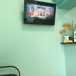 Nguyen Tran, DDS - Clean office