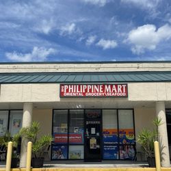 M & M Phillipine Mart - Outside entrance