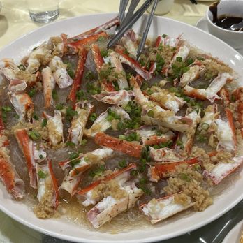 Chef Wong Bistro - Act I: Steamed King Crab Legs w/ Toasted Garlic & Vermicelli - Cantonese Near Me - Flushing, New York