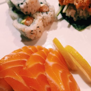 Maki - Salmon Special - Sushi Bars Near Me - Rockville, Maryland