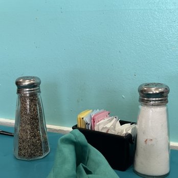 Vernon’s Lakeside - Is that a booger on the salt shaker? Wipe it down! Time for leaning, time for cleaning! - American Near Me - Seven Point, Texas Vernon’s Lakeside - Is that a booger on the salt shaker? Wipe it down! Time for leaning, time for cleaning! - American Near Me - Seven Point, Texas