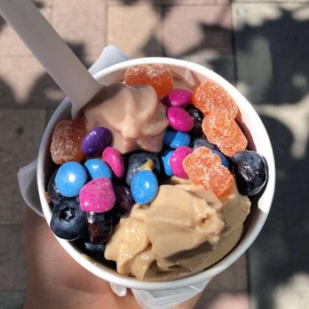Pressed Juicery - Vanilla & strawberry Freeze - Juice Bars & Smoothies Near Me - Temecula, California