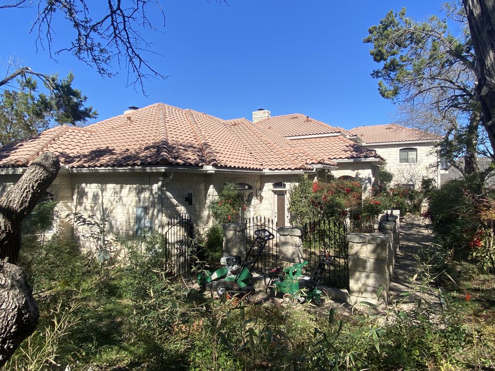 Slide of KC Roofing and Siding