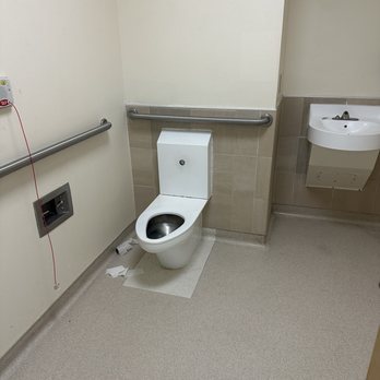 Methodist Hospital Stone Oak - Prison bathroom inside ER - Hospitals Near Me - San Antonio, Texas Methodist Hospital Stone Oak - Prison bathroom inside ER - Hospitals Near Me - San Antonio, Texas