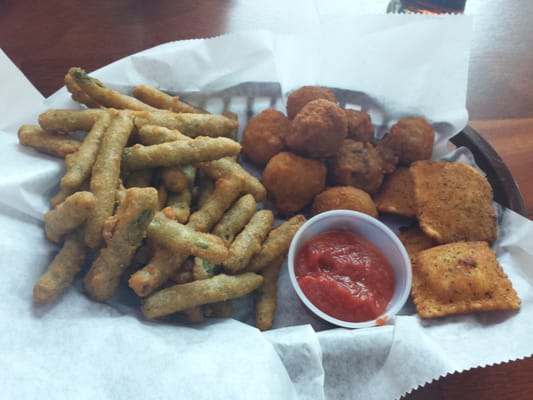 Bootleggers Bar, Grill and Pizza by null