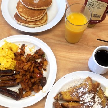The Serving Spoon - Breakfast & Brunch Near Me - Inglewood, California