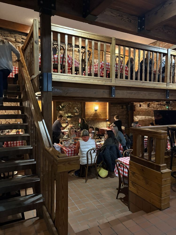 The Corner Italian Logo