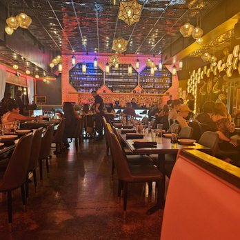 La Vie Mediterranean Restaurant - Lebanese Near Me - West Palm Beach, Florida