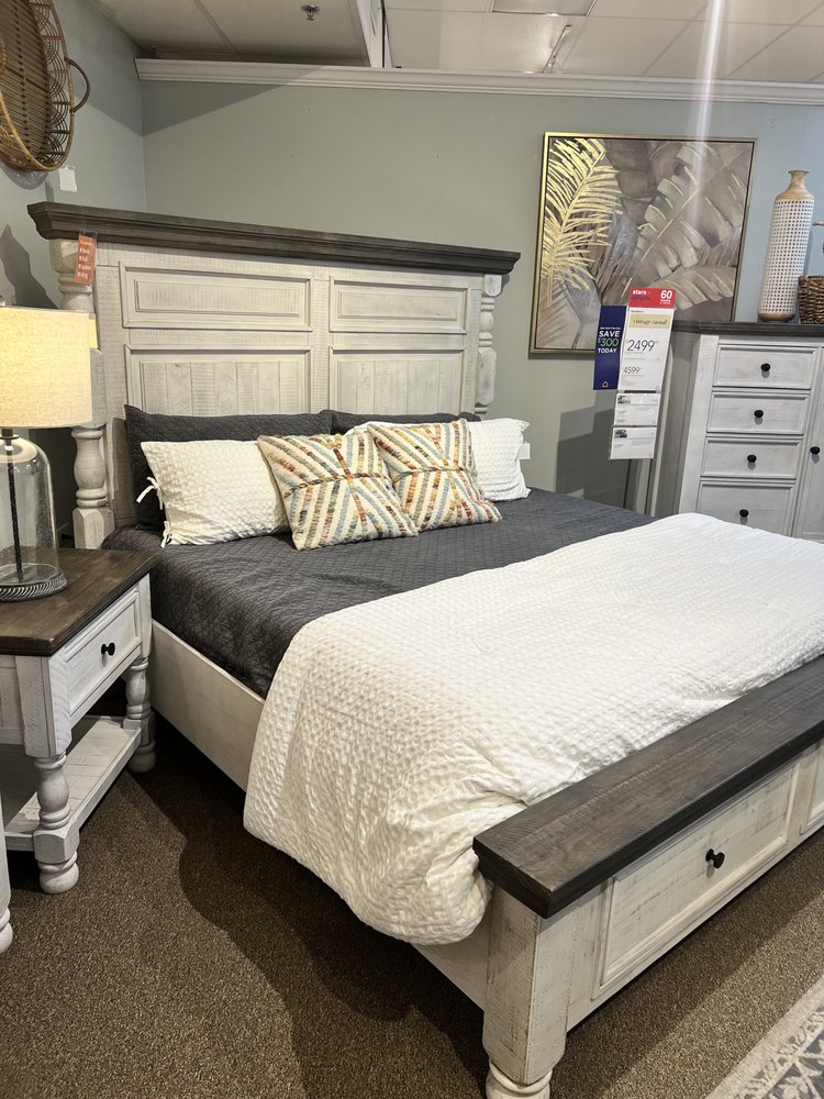 ASHLEY HOMESTORE Updated July 2024 4129 Montgomery Hwy, Dothan