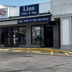 Lina Nail & Spa - Outside