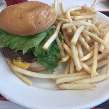 Steak ’n Shake - Fast Food Near Me - Mt. Vernon, Illinois