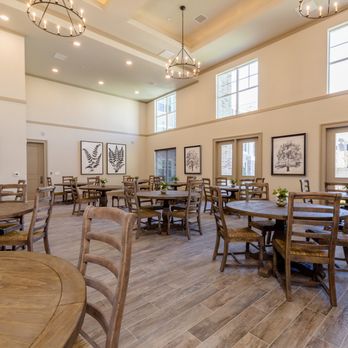 Rosalia Silverlake - Clubroom - Apartments Near Me - Pearland, Texas Rosalia Silverlake - Clubroom - Apartments Near Me - Pearland, Texas