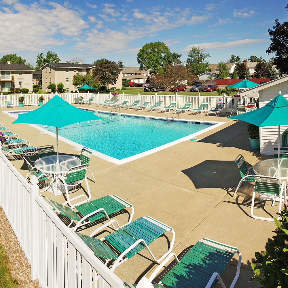 HALLMARK VILLAGE APARTMENTS Updated May 2024 5400 S Park Ave