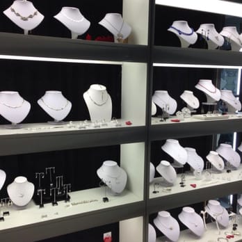 Moon Silver Shop - Eigen zilvercollectie - Jewelry Near Me - Antwerp, VAN