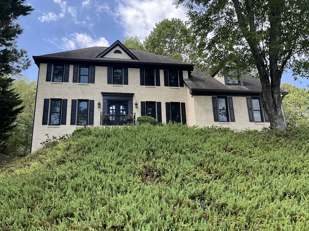 Slide of Lynn's Home Improvement