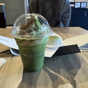TSUJIRI - Hojicha matcha float - Desserts Near Me - Calgary, Alberta TSUJIRI - Hojicha matcha float - Desserts Near Me - Calgary, Alberta