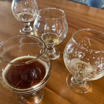 Dry Ground Brewing Company - Pubs Near Me - Paducah, Kentucky Dry Ground Brewing Company - Pubs Near Me - Paducah, Kentucky
